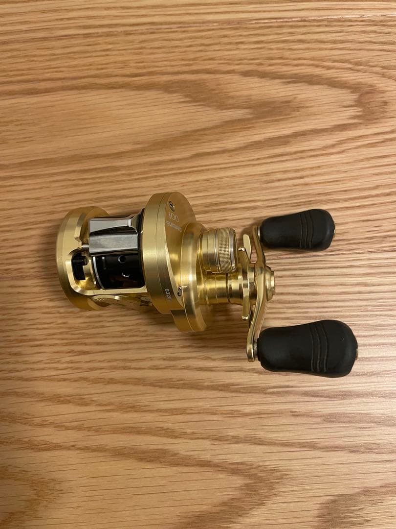 SHIMANO 14カルカッタコンクエスト 100