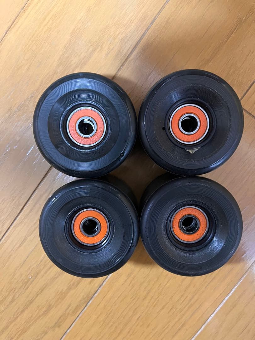 oj wheels SUPERJUICEブロンソンベアリング付き　クルーザー