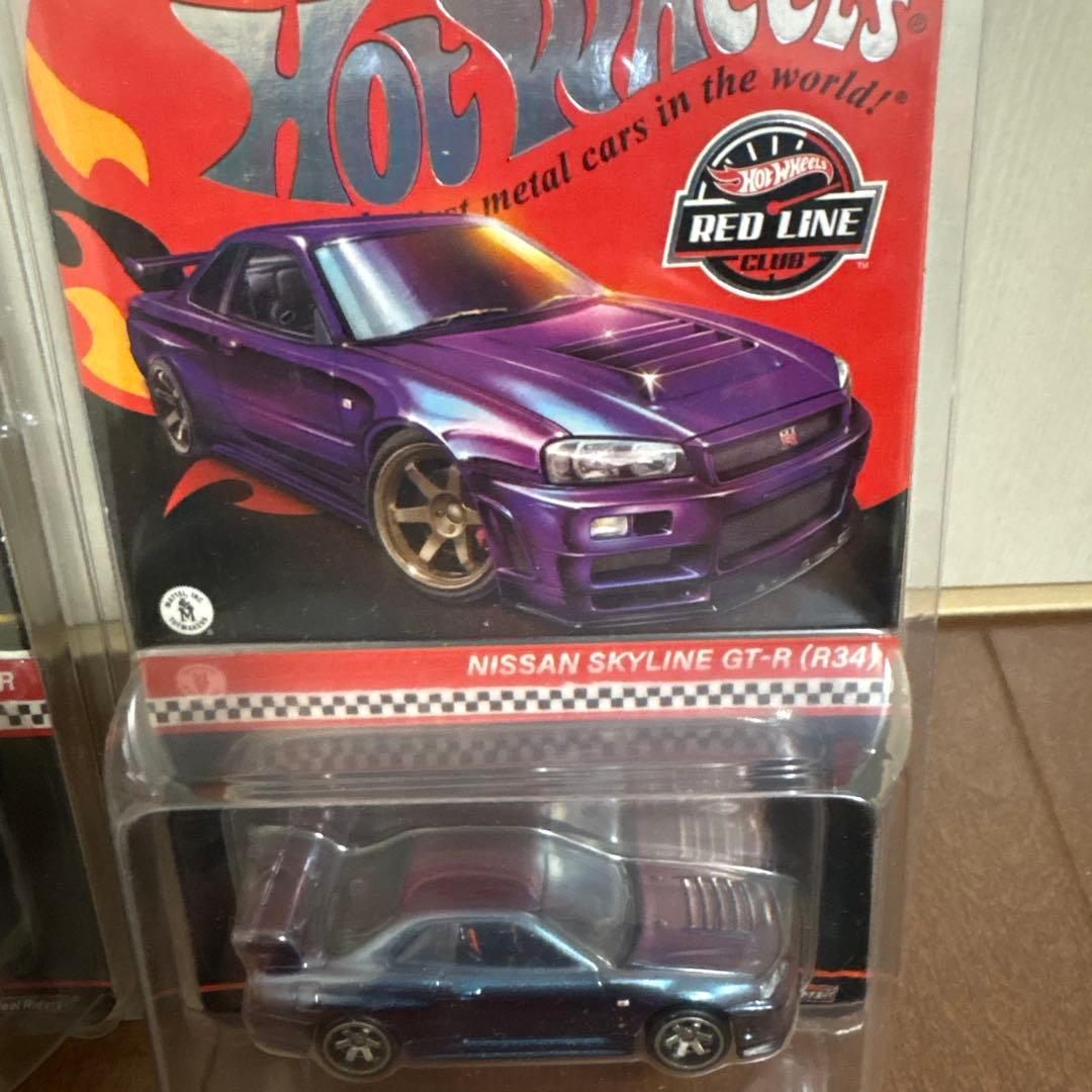 Hot Wheels 1972スカイライン&R34 GT-Rセット