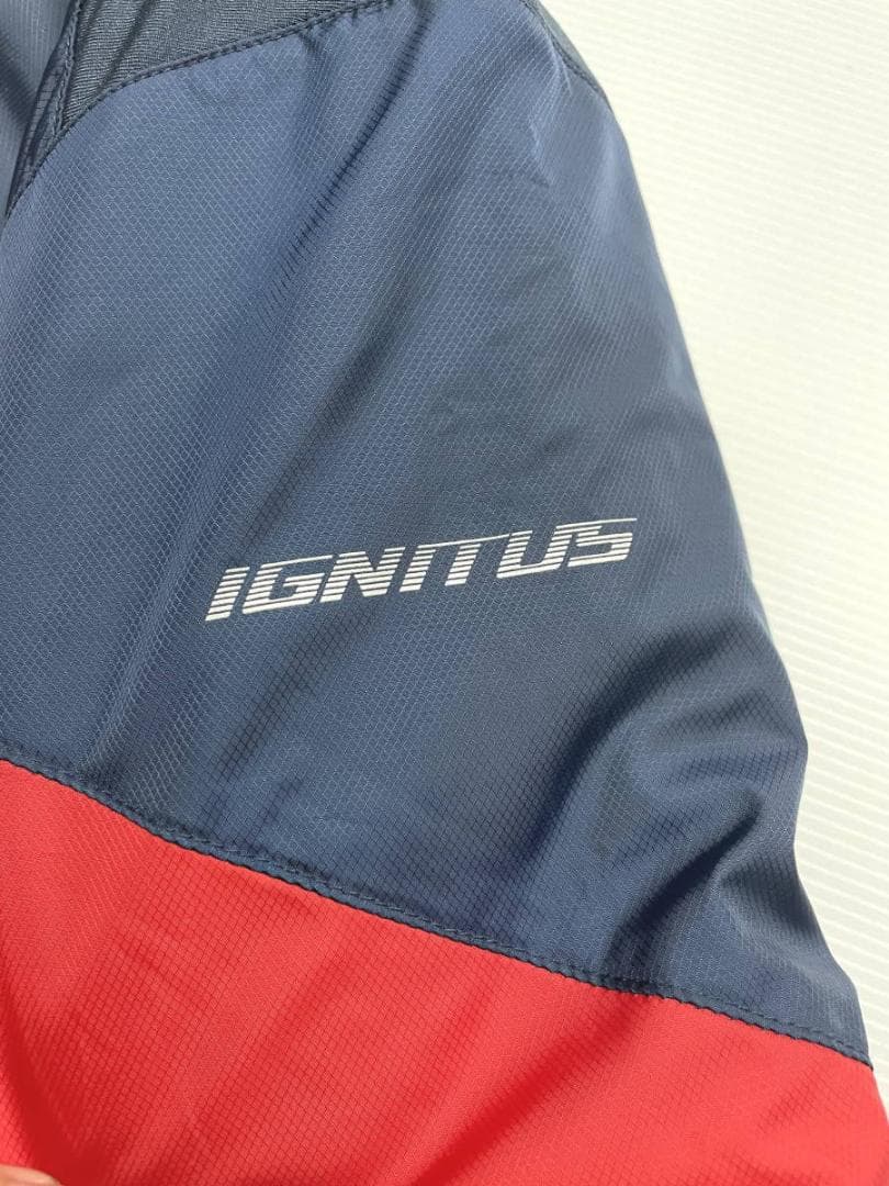 新品未使用 ミズノ MIZUNO ウィンドブレーカー ハーフジップ   中綿入り
