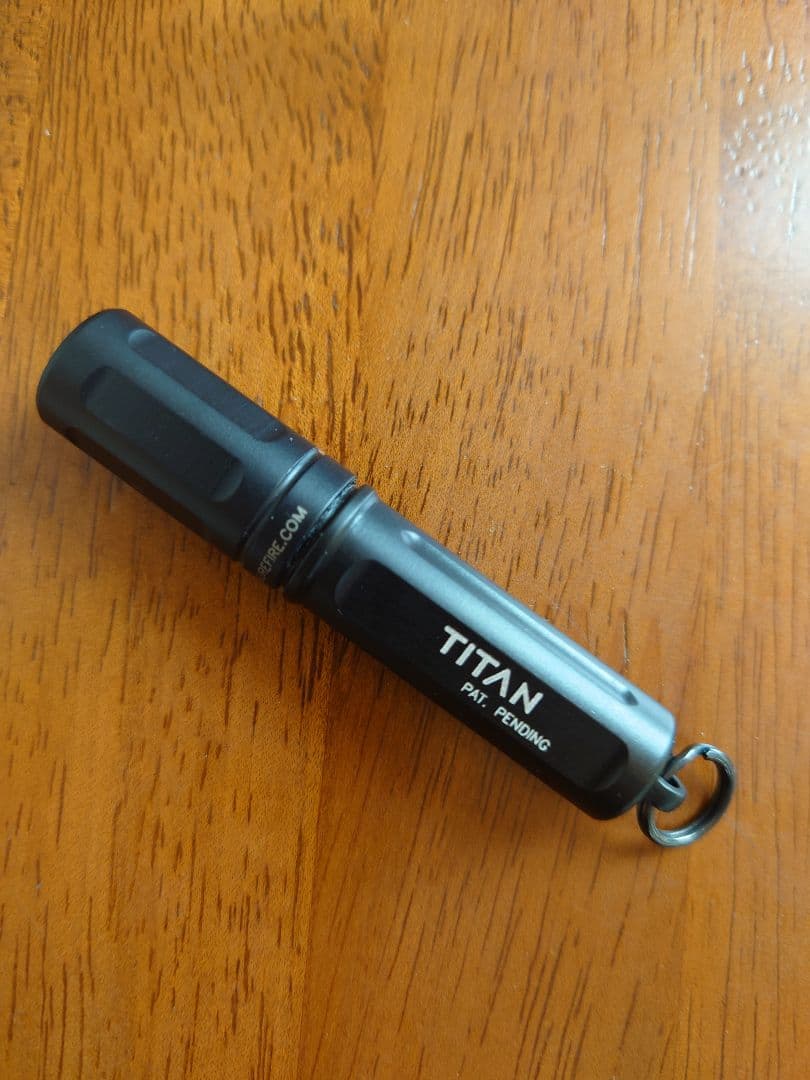 シュアファイア SUREFIRE TITAN-A キーライト 生産終了品 美品