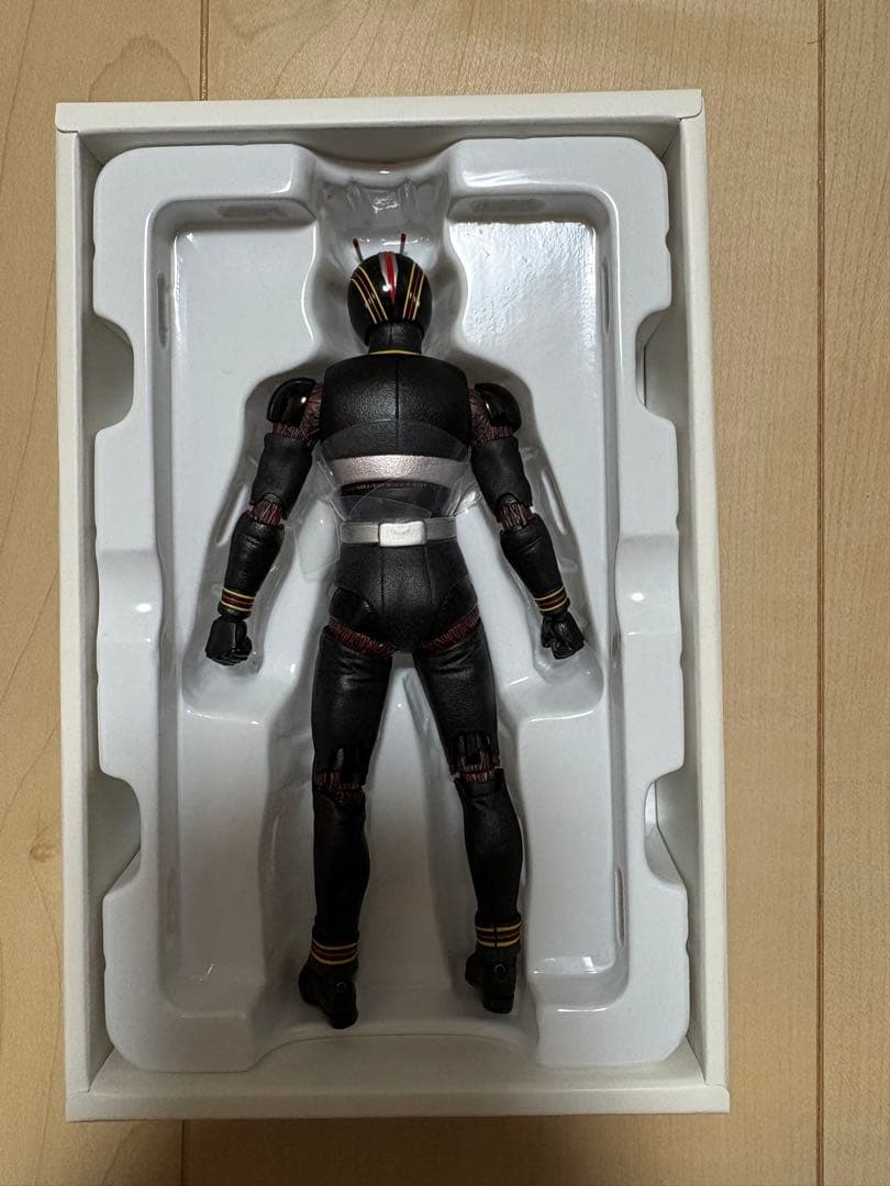 S.H.Figuarts（真骨彫製法） 仮面ライダーBLACK＋シャドームーン
