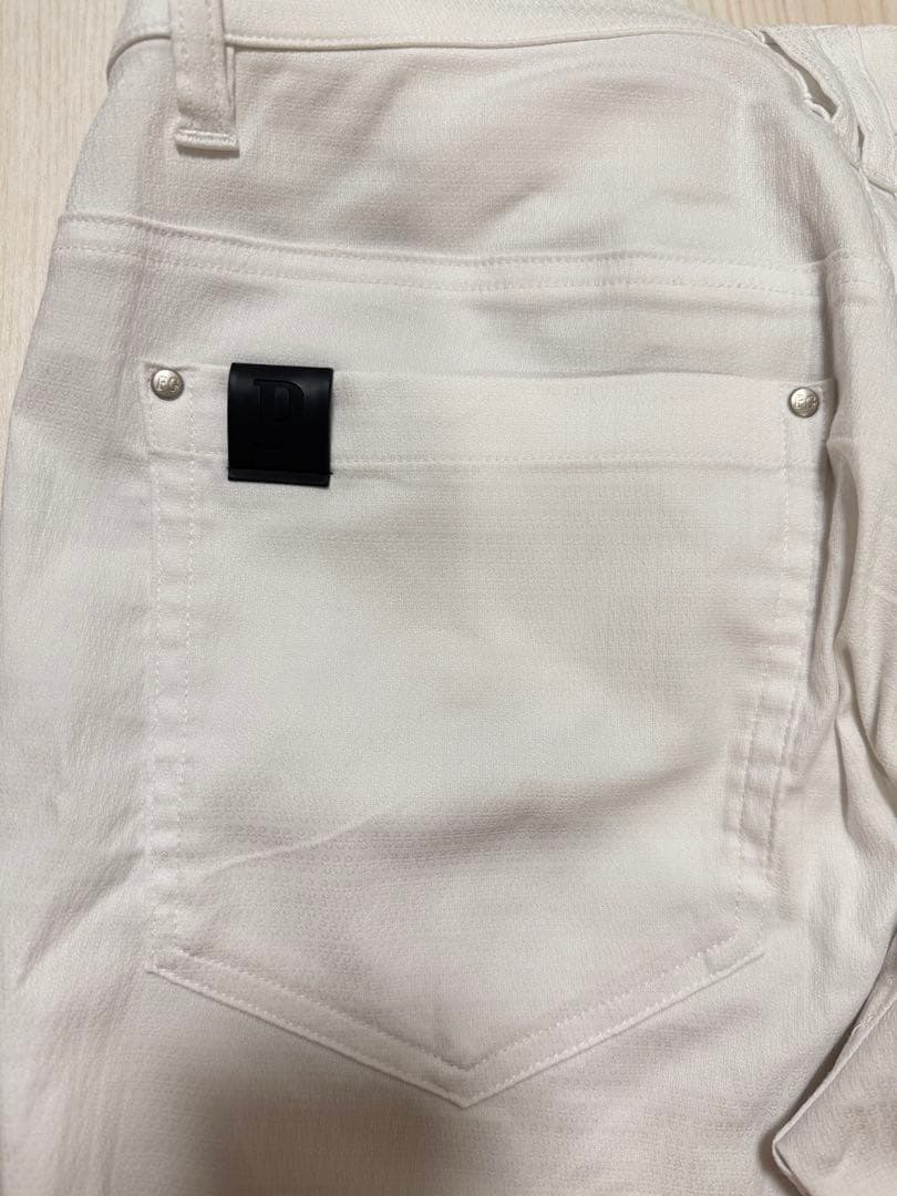 PGホワイトスリムフィットパンツ