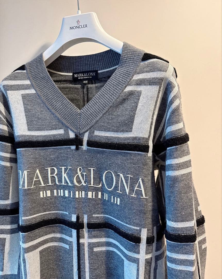 美品★ MARK&LONA ニット 保温 セーター グレー マーク&ロナ 正規品