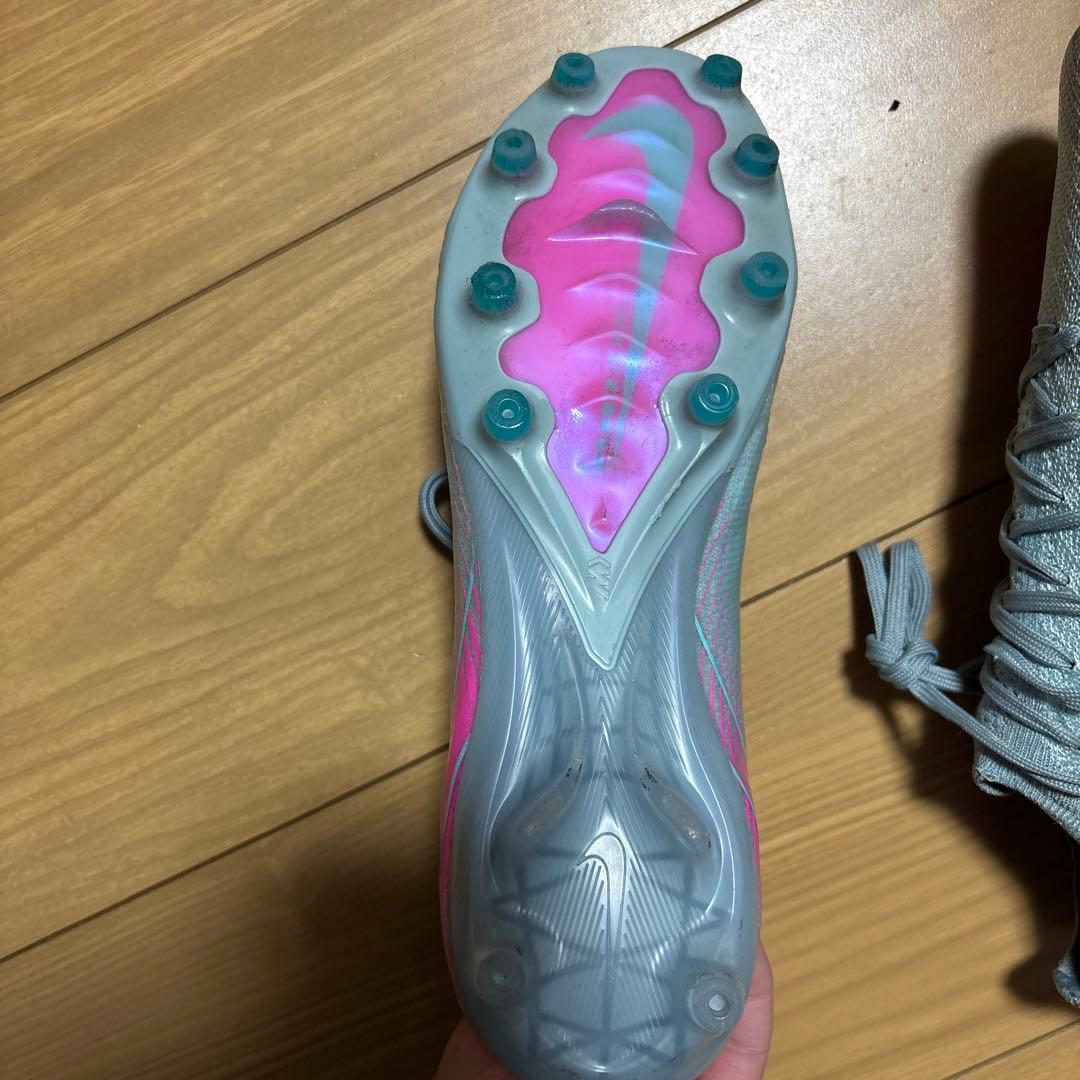 Nike サッカーシューズ マーキュリアルヴェイパー16