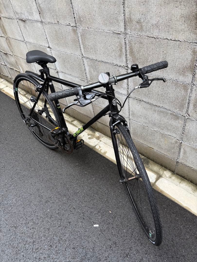 両タイヤ新品　クロスバイク　BLACK