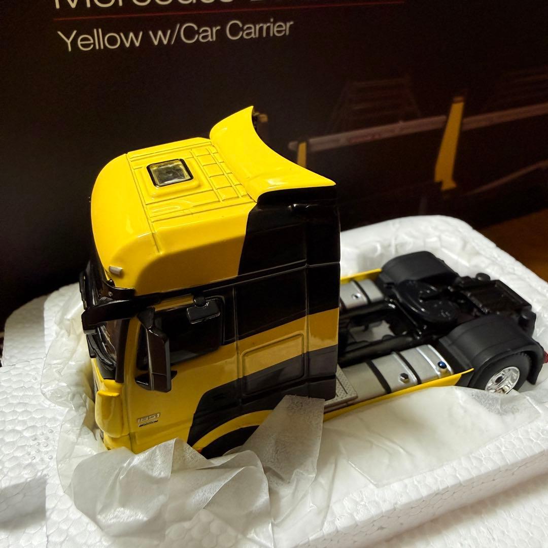 mini gt メルセデスベンツ アクトロス 積載車 キャリアカー 1/64