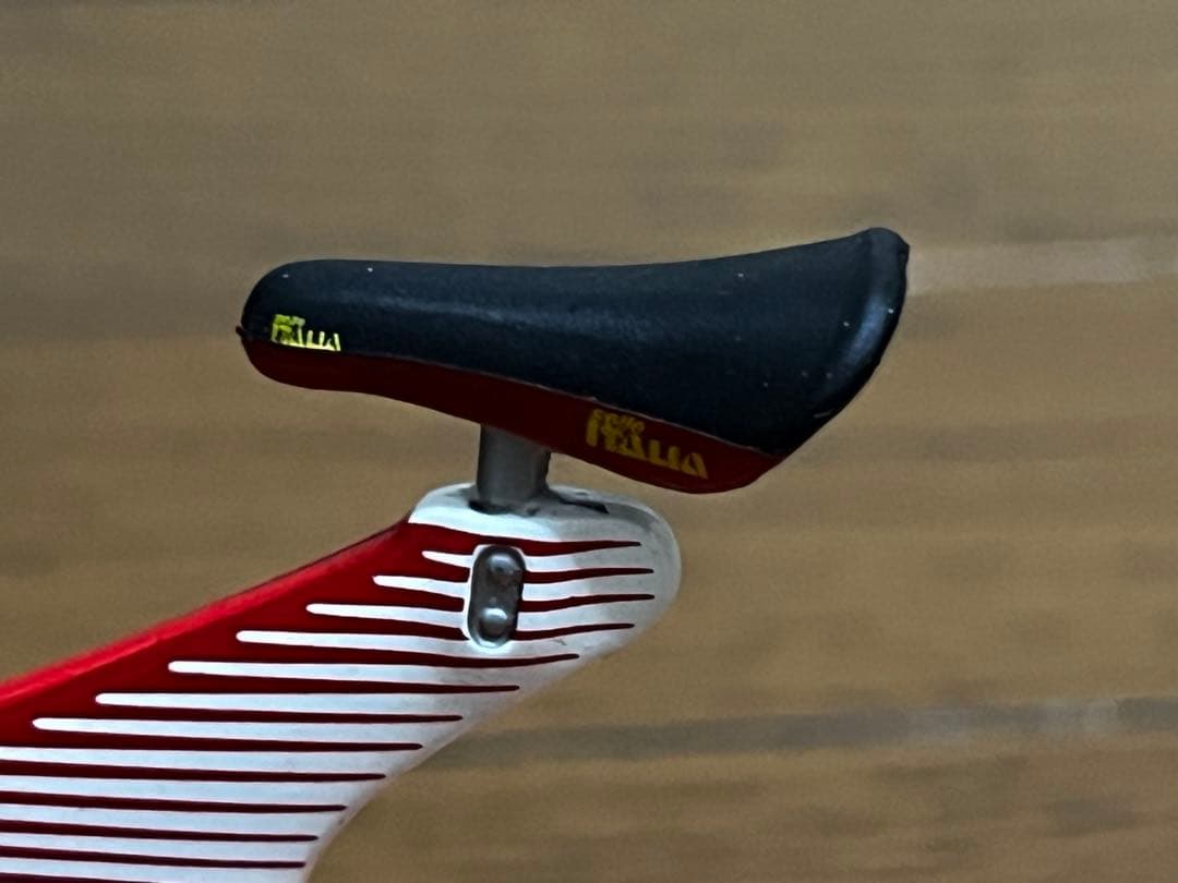 PINARELLO Espada ミニチュアバイク