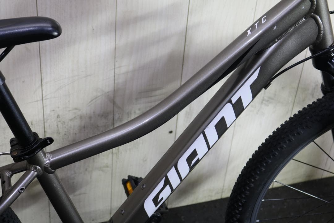 GIANT XTC JR24 24インチ アルミ シマノ7速 本格子供用MTB