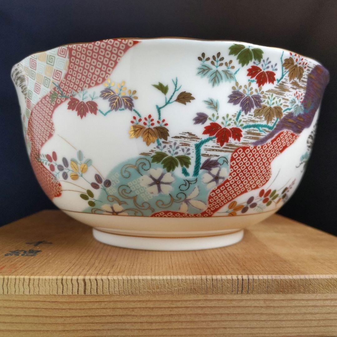 新品　千總　雛小袖　金彩色絵　菓子鉢　木箱／絵変わり　着物型小皿　紙箱　しおり付