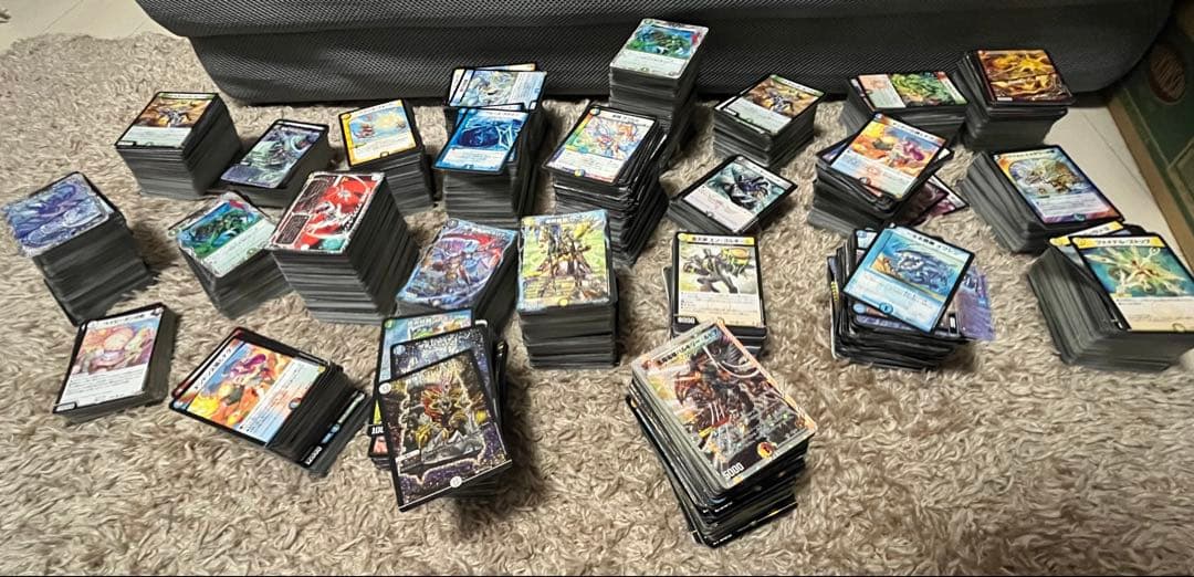 s*レ様 デュエマ引退品　3000枚以上