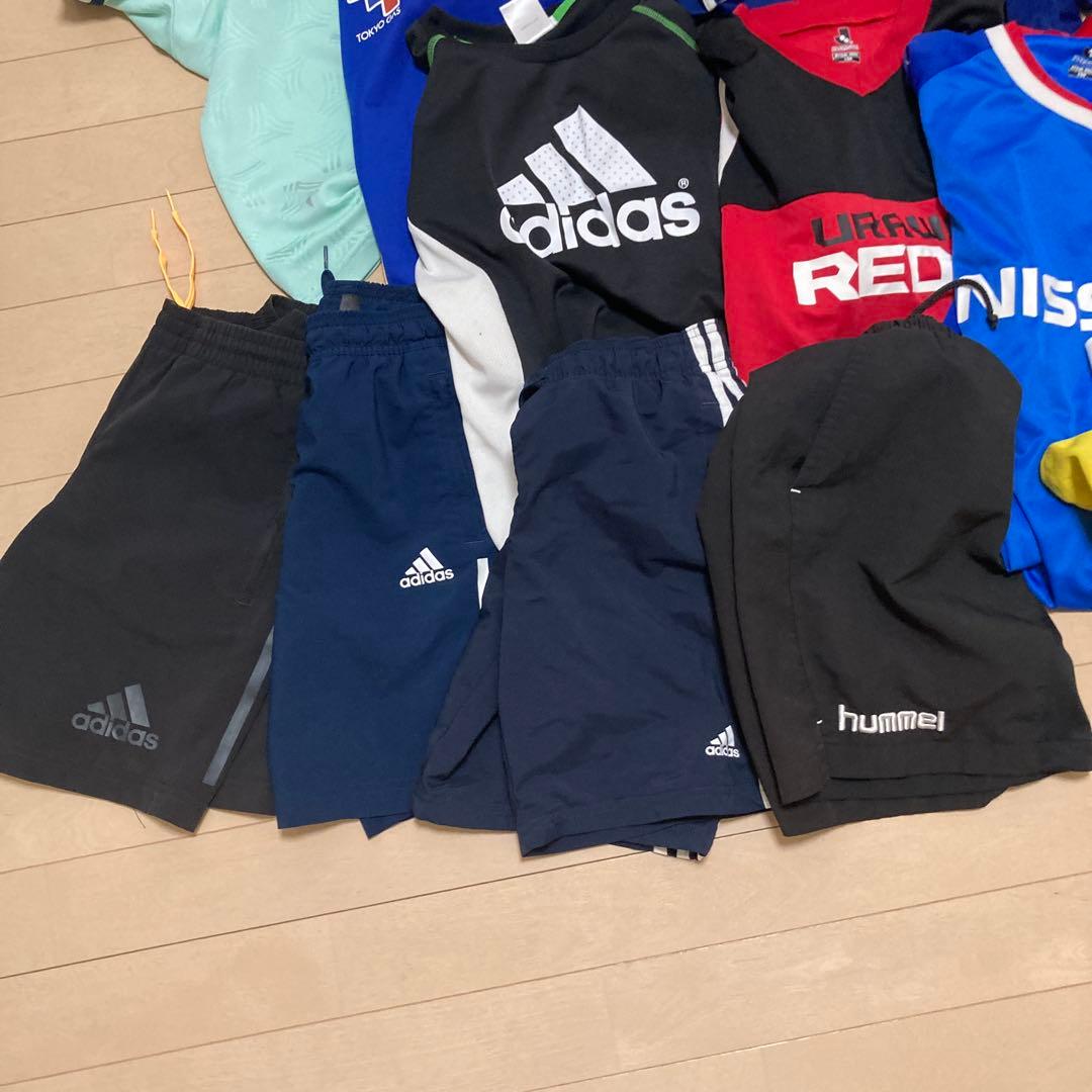 最終値下げ！サッカー140から150くらいNike 等セット20点位おまけつき