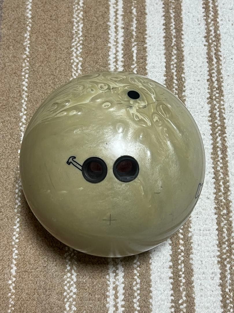 ハンマー社 ブラックウィドーゴーストパール 15ポンド ボウリングボール