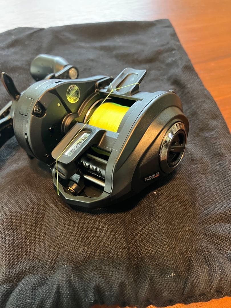 Abu Garcia ロキサーニBF8-L アブガルシア