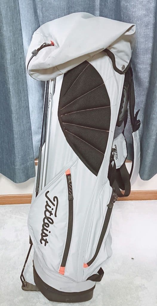 Titleist グレー キャディバッグ