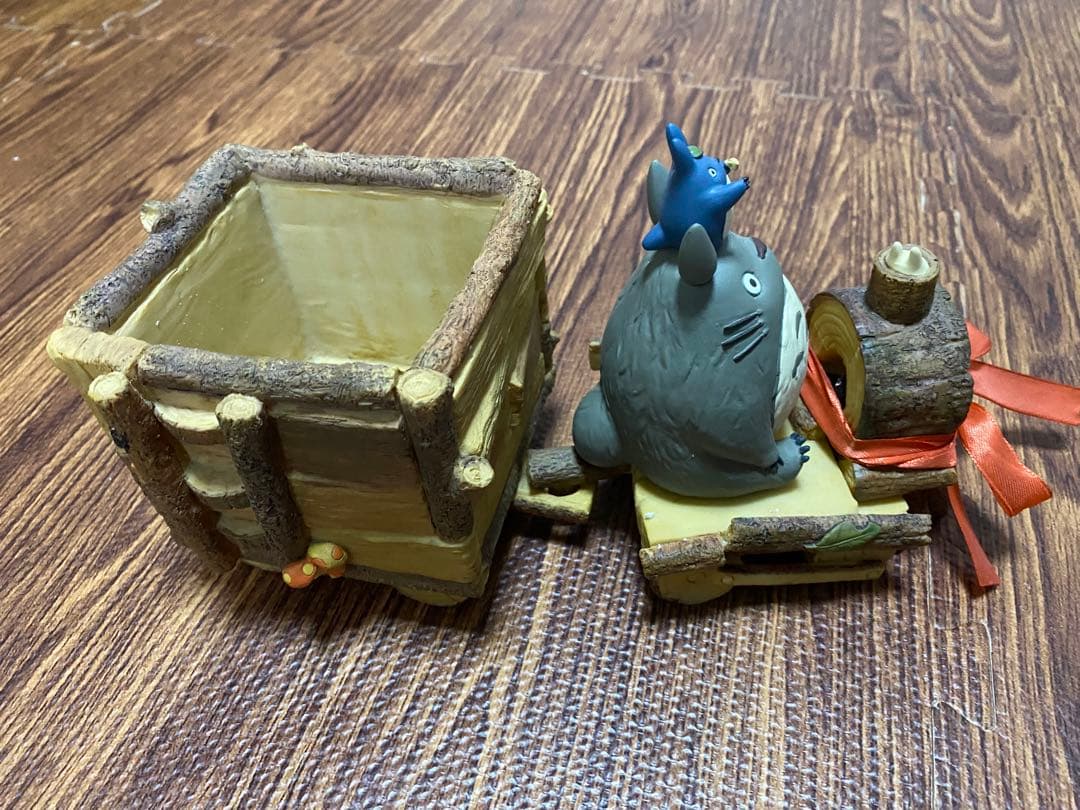 となりのトトロ プランターカバー お花機関車ととろ号