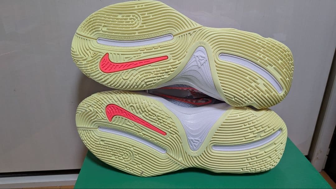 新品26.5 ヤニス イモータリティ4