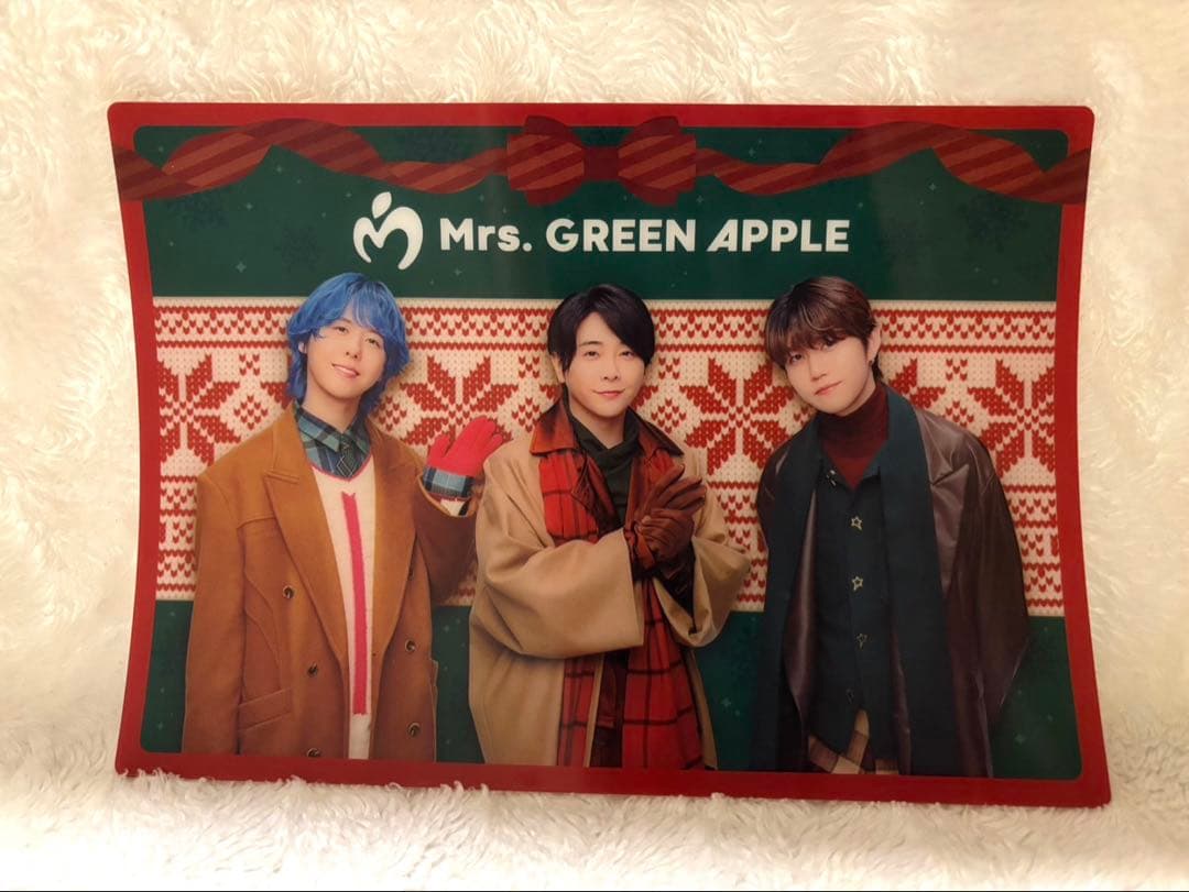 Mrs. GREEN APPLE 一番くじラスト賞ビジュアルボードとフォトシート