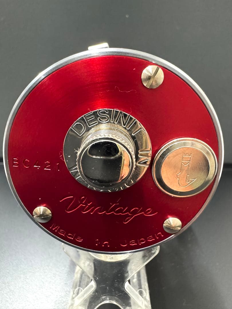 五十鈴工業リールBC421SSSRED2TONE新品未使用箱入