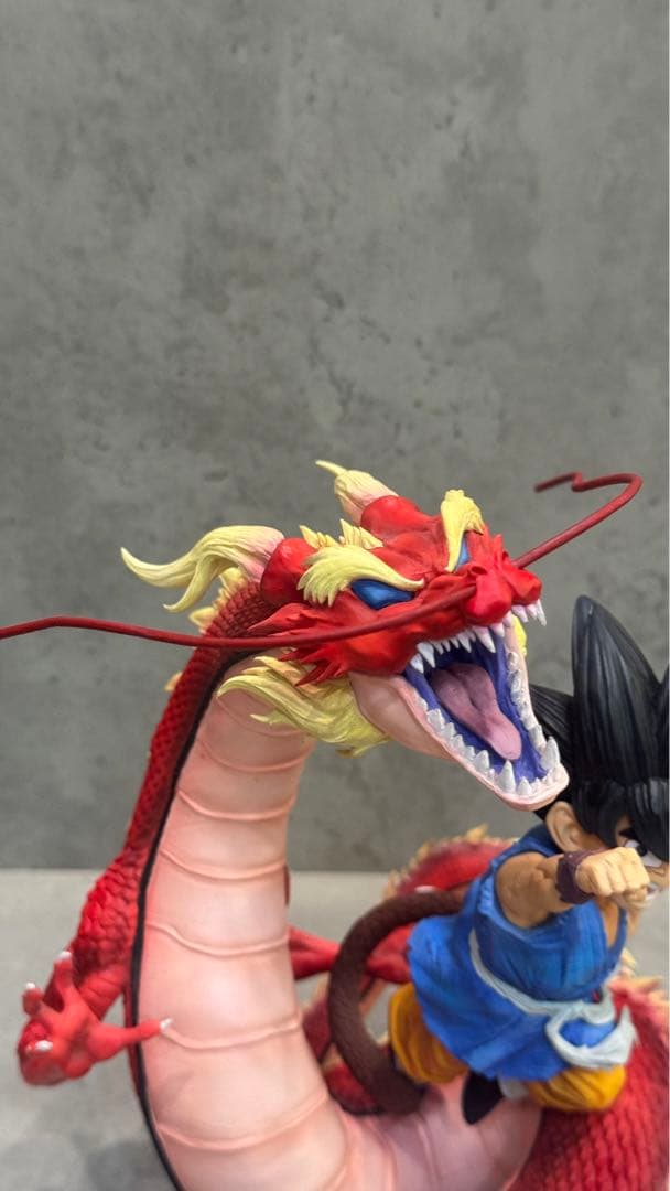 ドラゴンボール孫悟空 シェンロン アクションフィギュア