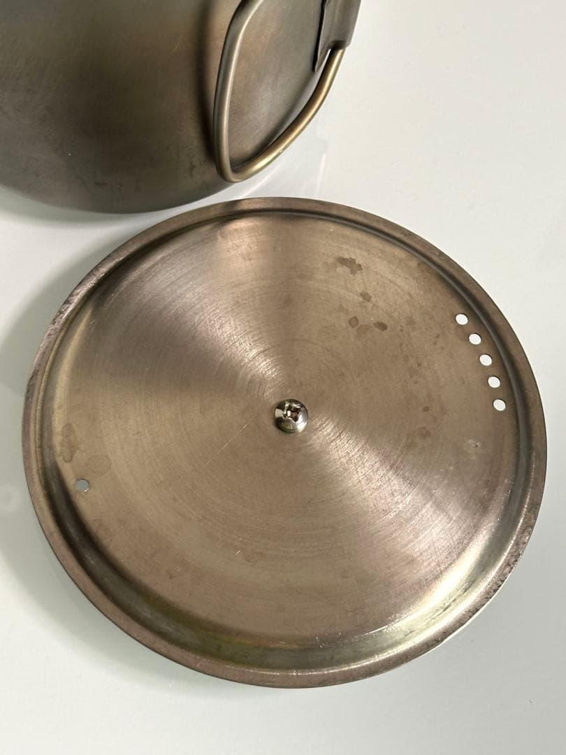 VARGO バーゴ Ti-Lite Mug チタンクッカー 湯切り付き蓋