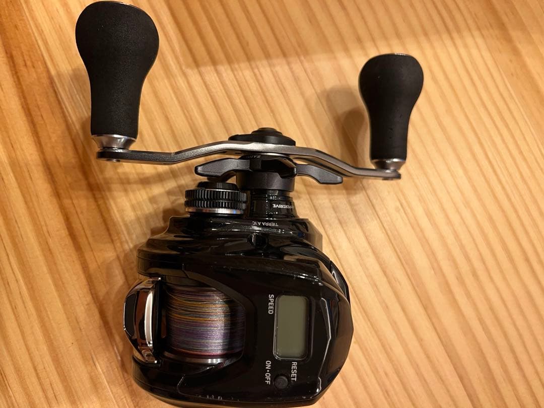 ティエラAIC 150L-DH ベイトリール