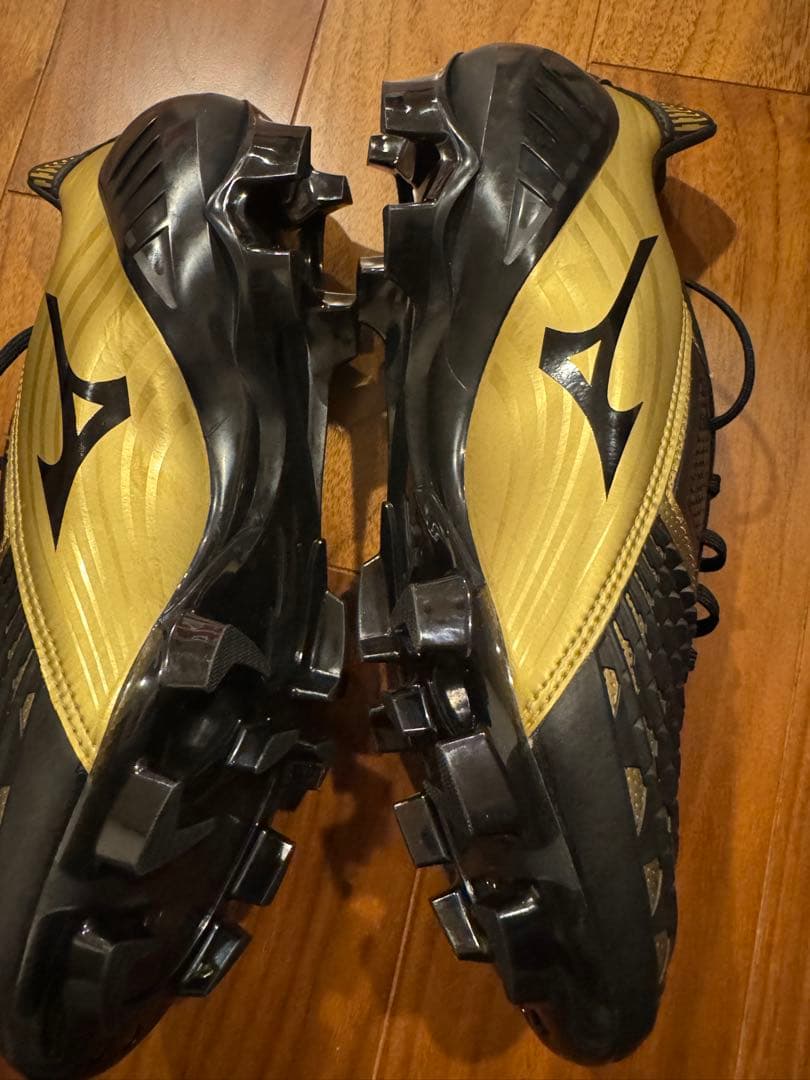 Mizuno Rebula ゴールド ブラック スパイク
