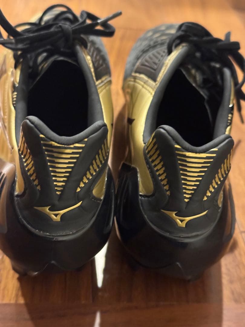 Mizuno Rebula ゴールド ブラック スパイク