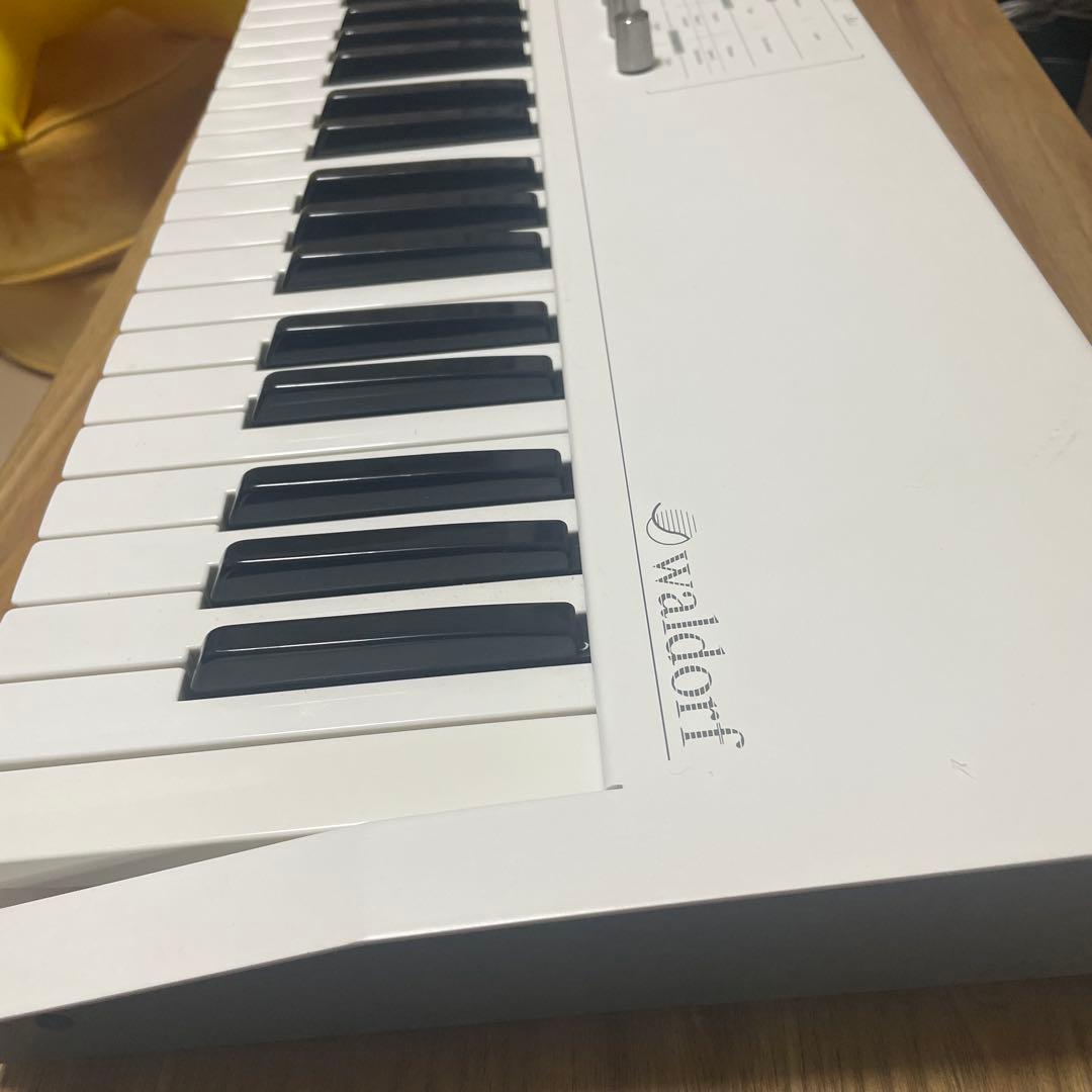 Waldorf Blofeld Keyboard シンセサイザー