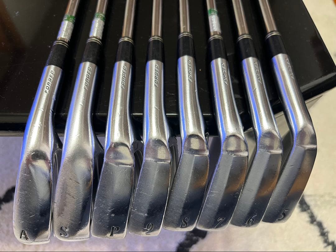 ダンロップ・スリクソンZ745 8本セット