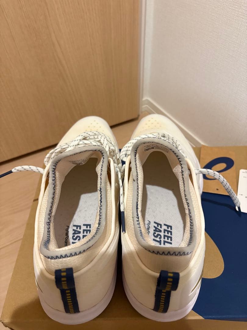 asics GLIDE NOVA FF 28㎝