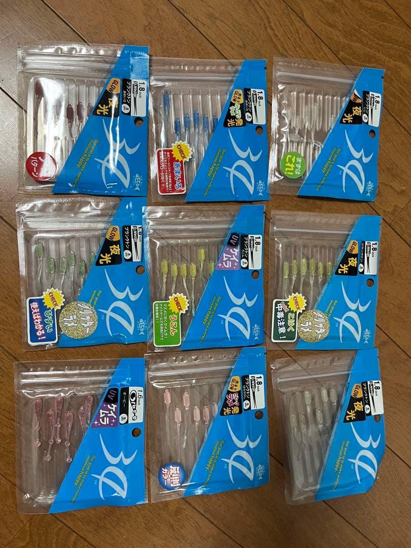 サーティーフォー 34 ワーム＋ケースセット ジグヘッド etcステッカー