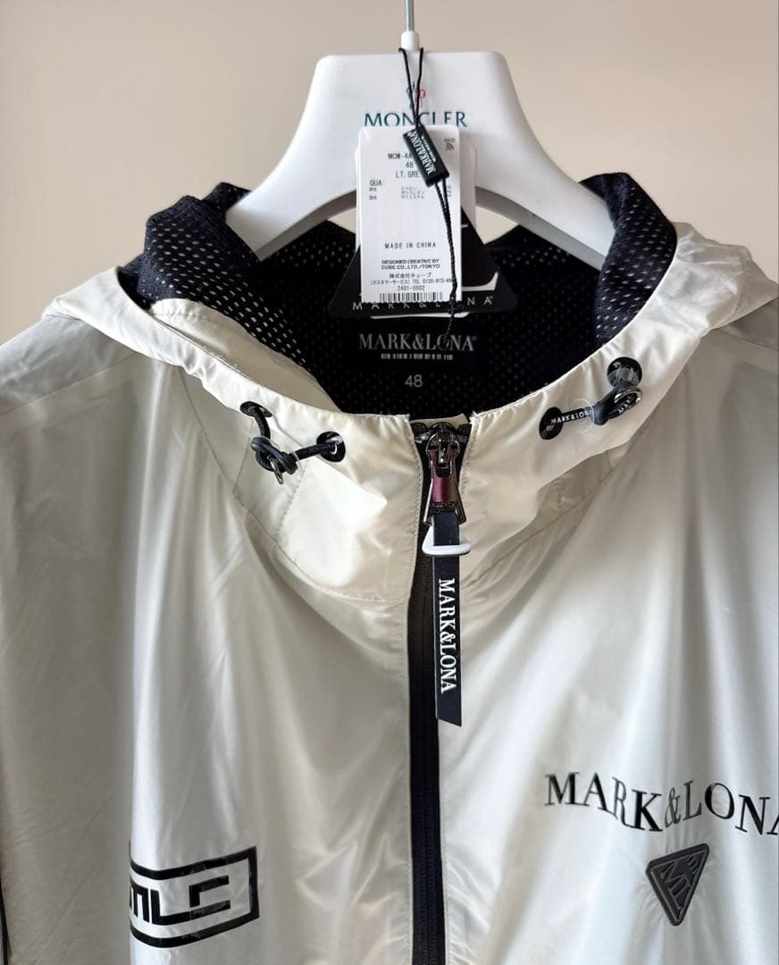 美品 ★ MARK&LONA プルオーバー グレー アウター マーク&ロナ