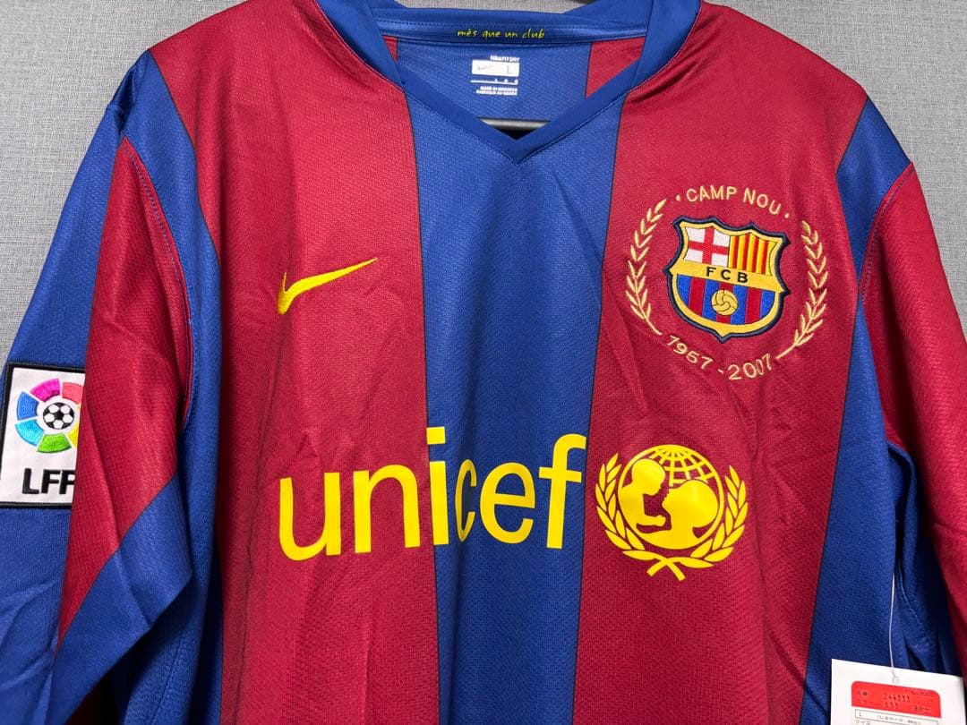 【未使用品・タグ付き】FC Barcelona 長袖 UNICEF