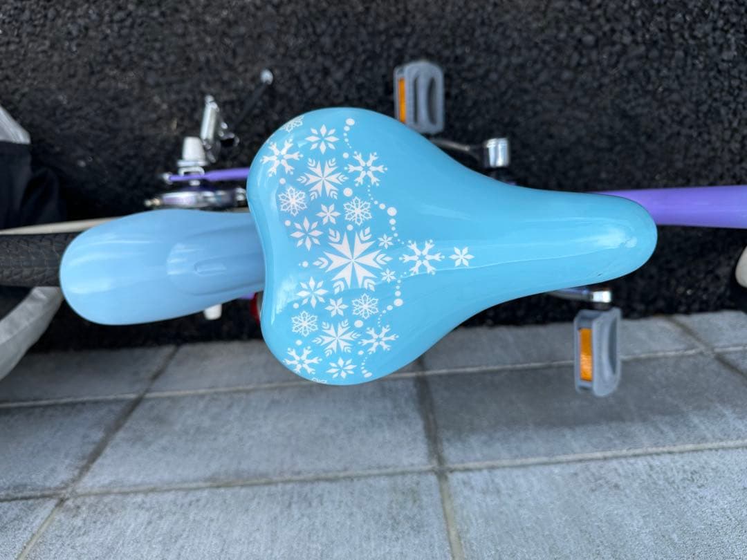アナ雪　エルサ　アナ　子供用　自転車 16インチ