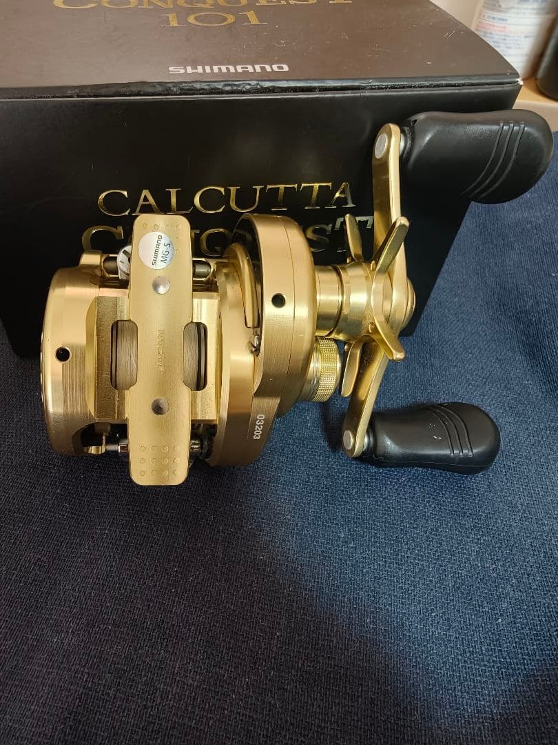 リール SHIMANO 14 CALCUTTA CONQUEST 101