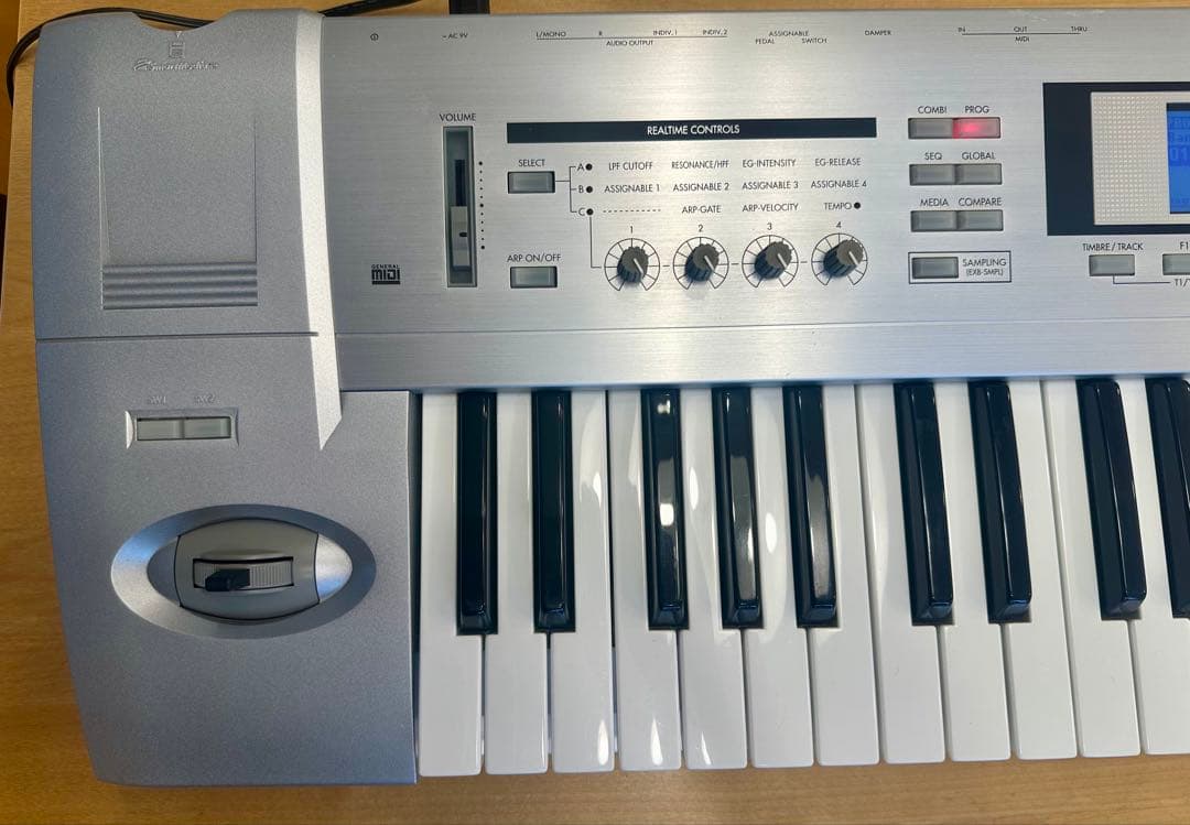 KORG TRITON Le61整備済 拡張EXB-SMPL+16MBx2 美品