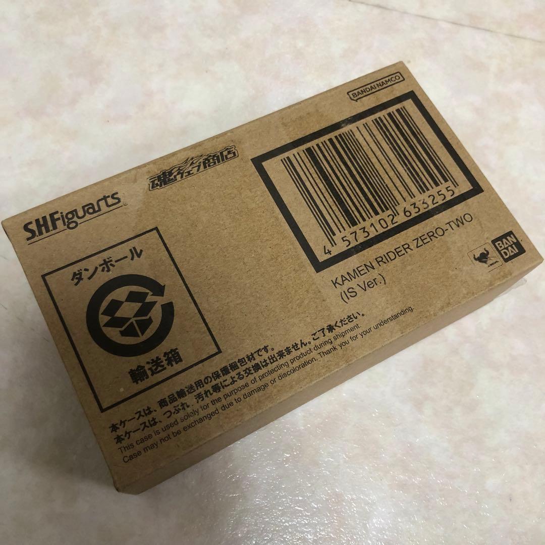 S.H.Figuarts 仮面ライダーゼロツー (イズVer.)