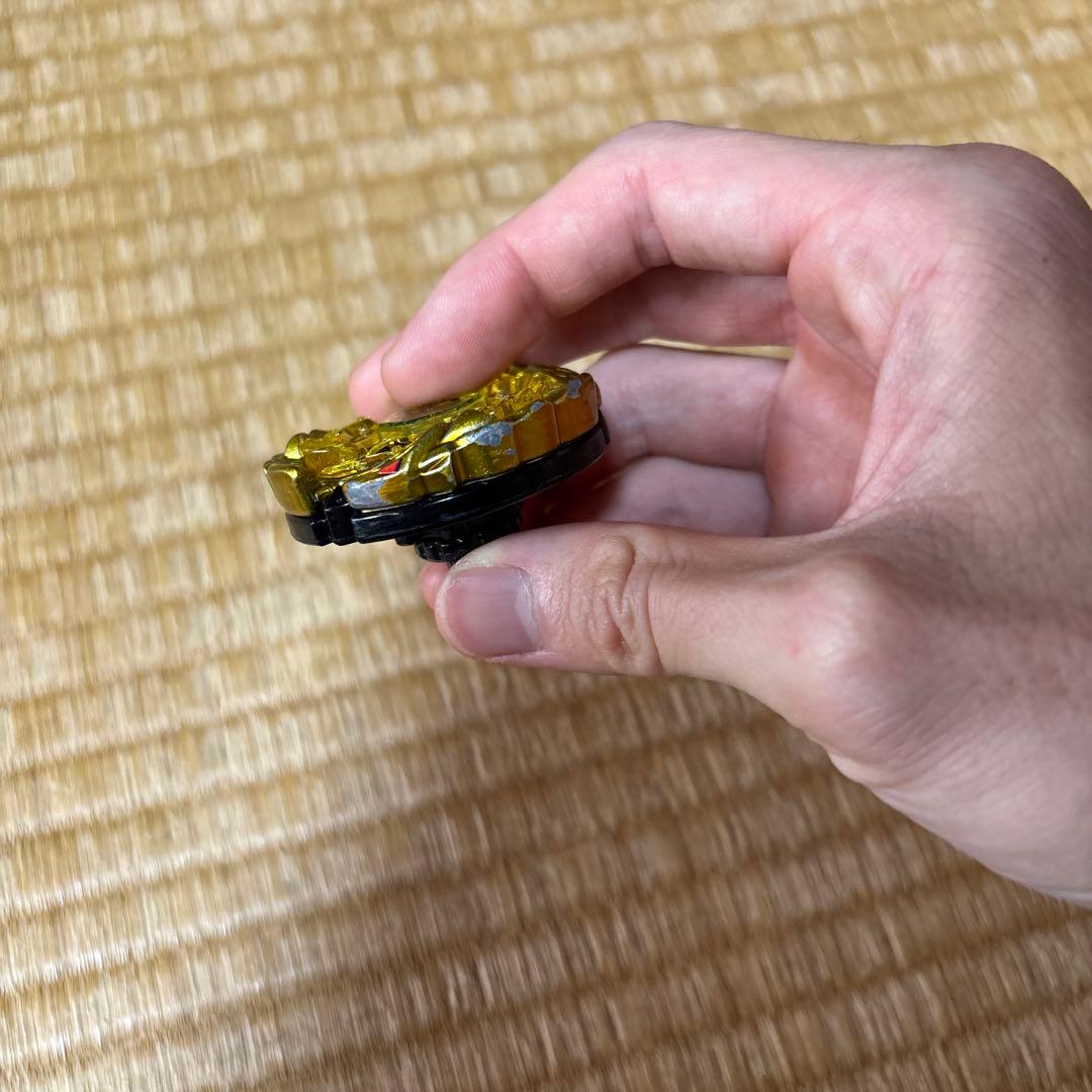 ベイブレード　ヘルケルベクス