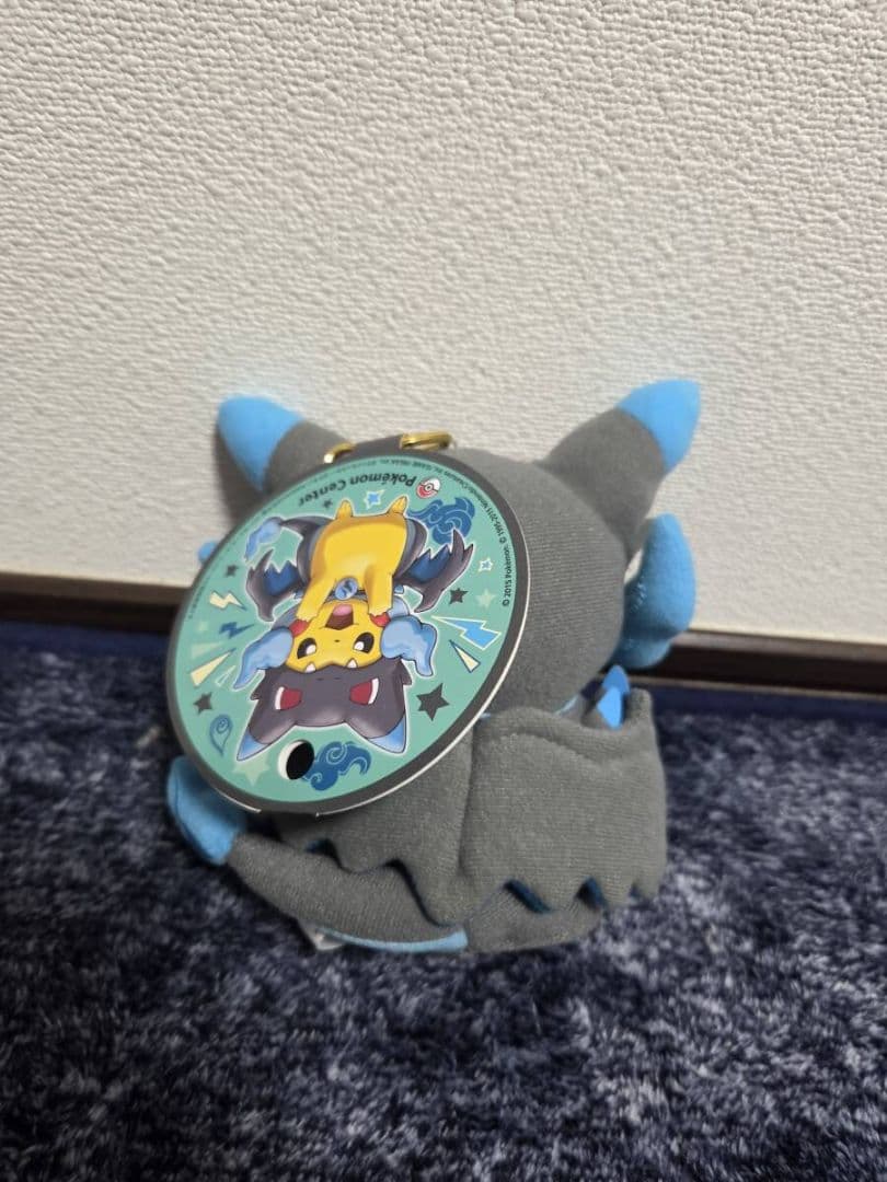 ポケモンセンター限定 メガリザードンXのポンチョ ピカチュウ マスコット タグ付