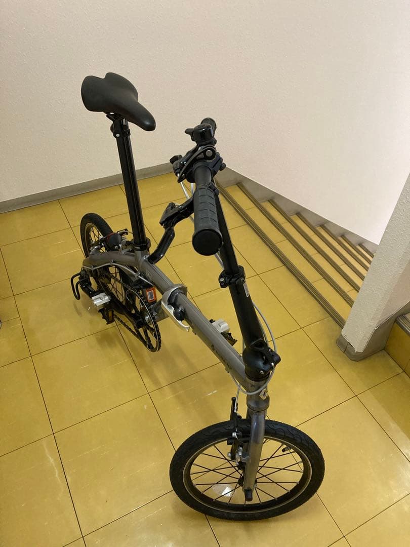 ルノーRENAULT 美品折りたたみ自転車 マグネシウム8 MAGNESIUM8