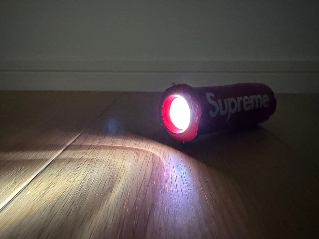 Supreme - Logo Lantern シュプリーム ランタンライト