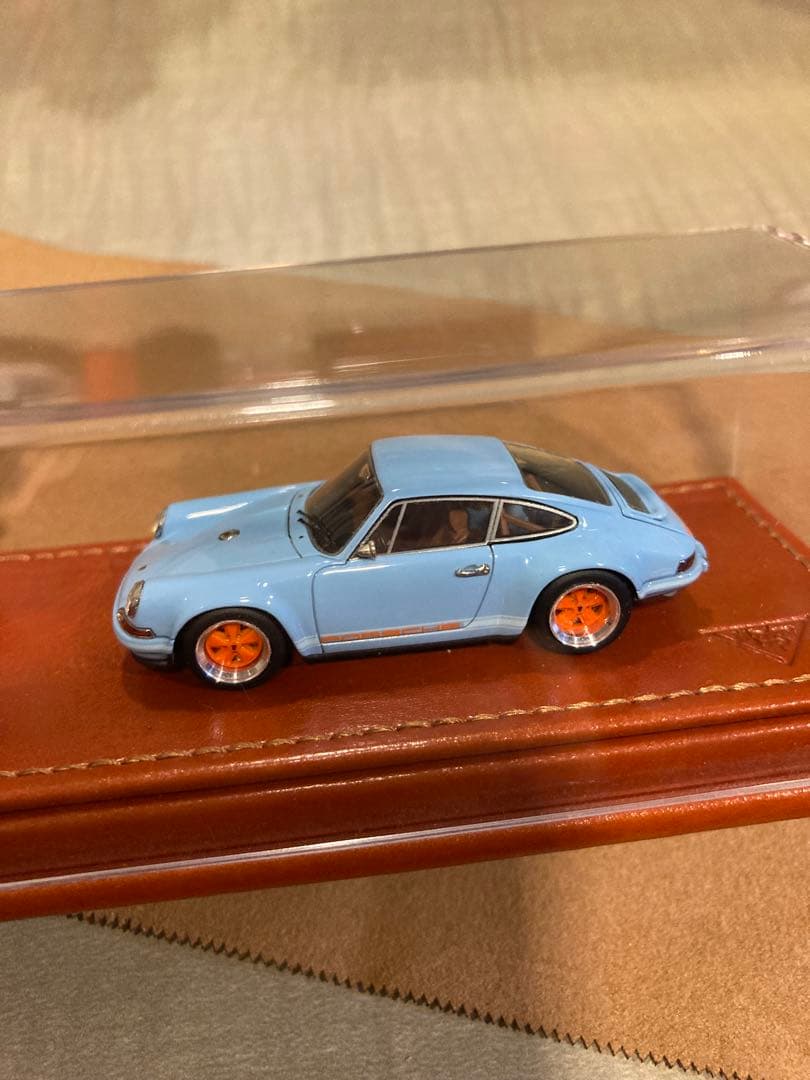 ミニカー Titan 64 Singer 911 (964) Coupe