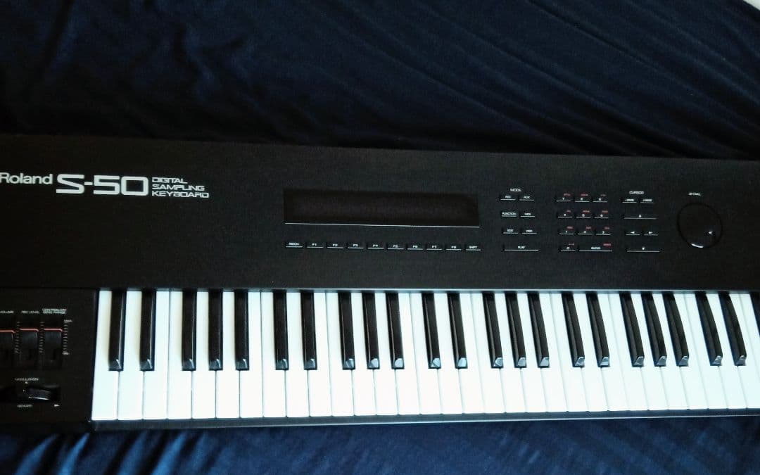 希少 ! Roland S-50 サンプラー本体と付属品 純正ケース
