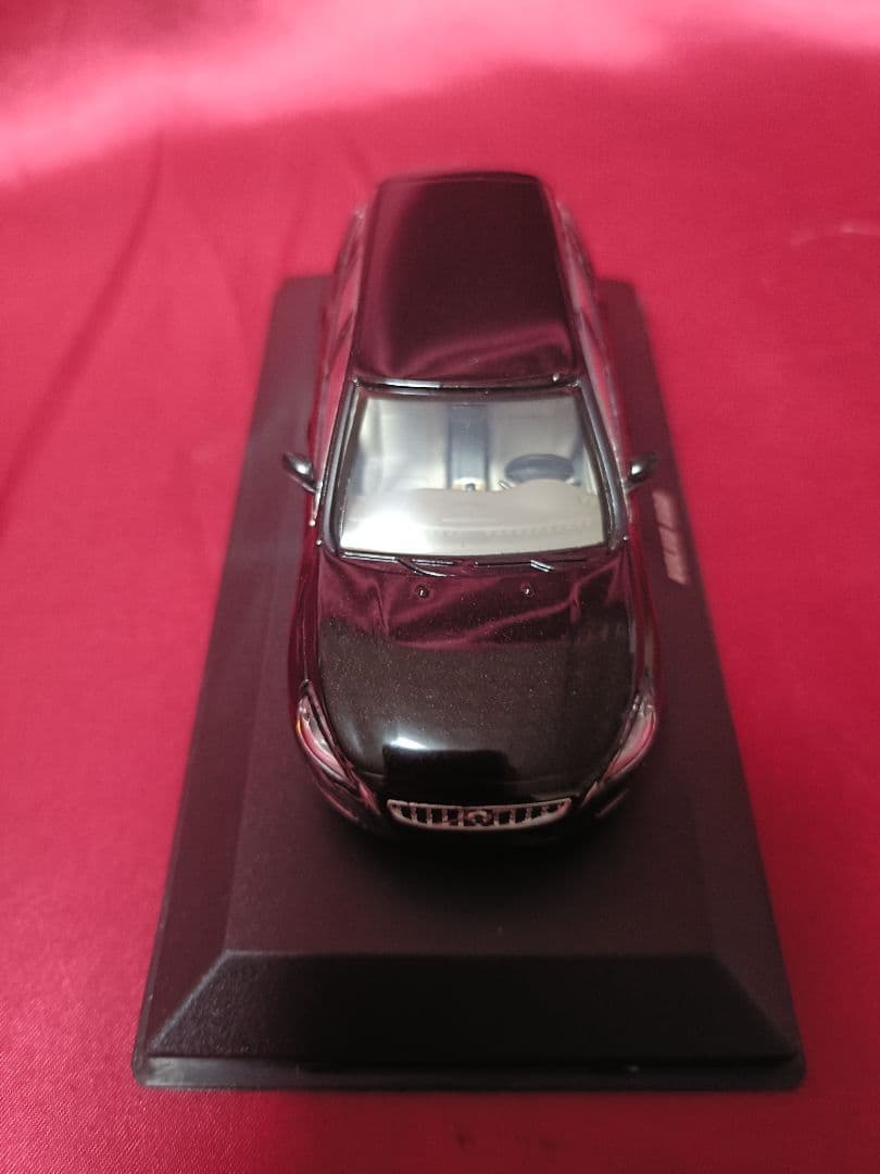 ボルボ ｖ60 ミニカー　VOLVO　MOTOR ART