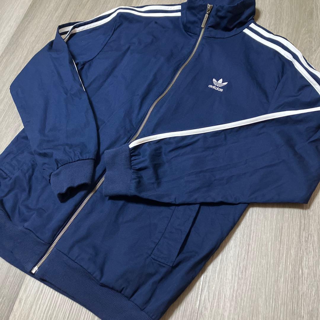 激安　即決価格　アディダスオリジナルス　セットアップ　Lサイズ