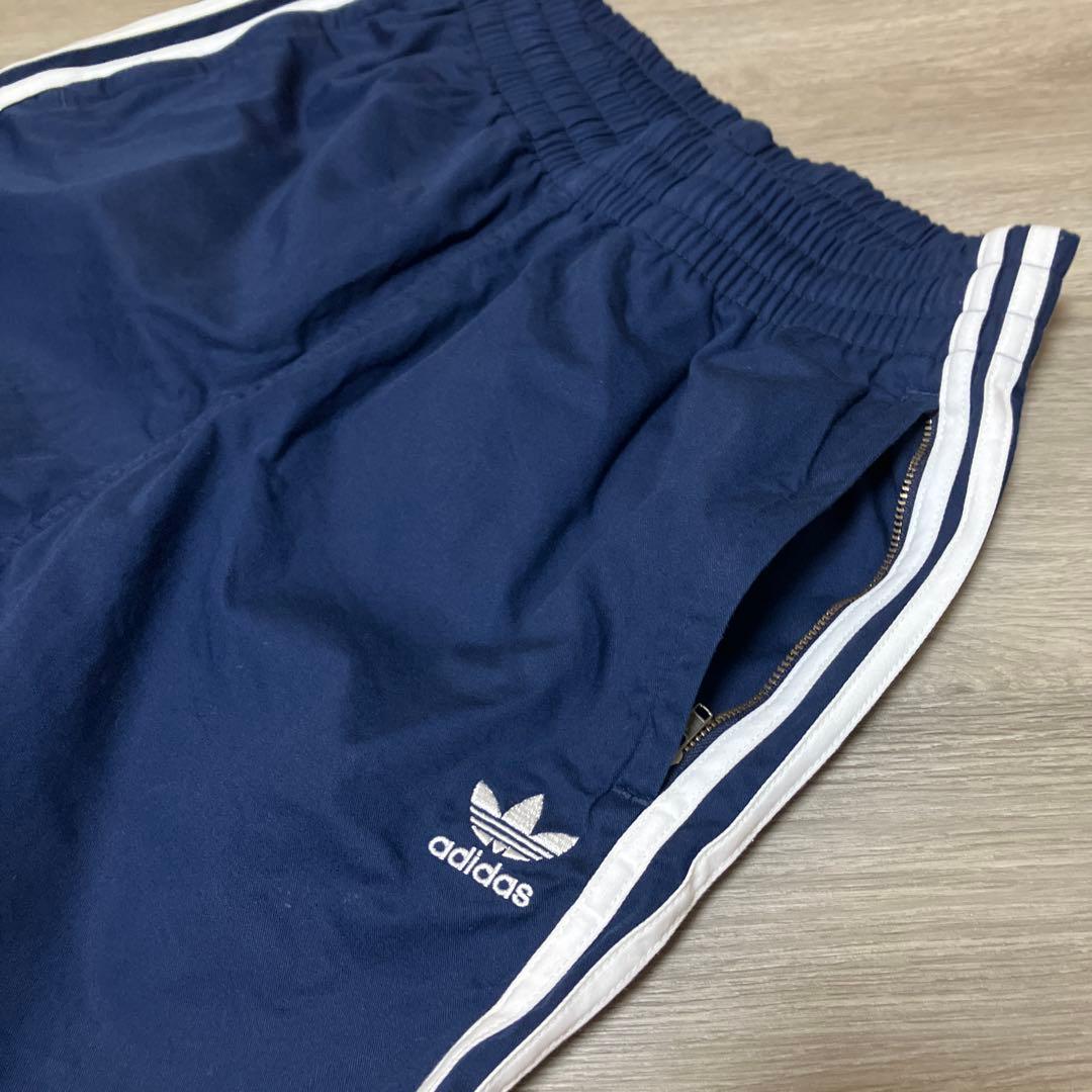 激安　即決価格　アディダスオリジナルス　セットアップ　Lサイズ