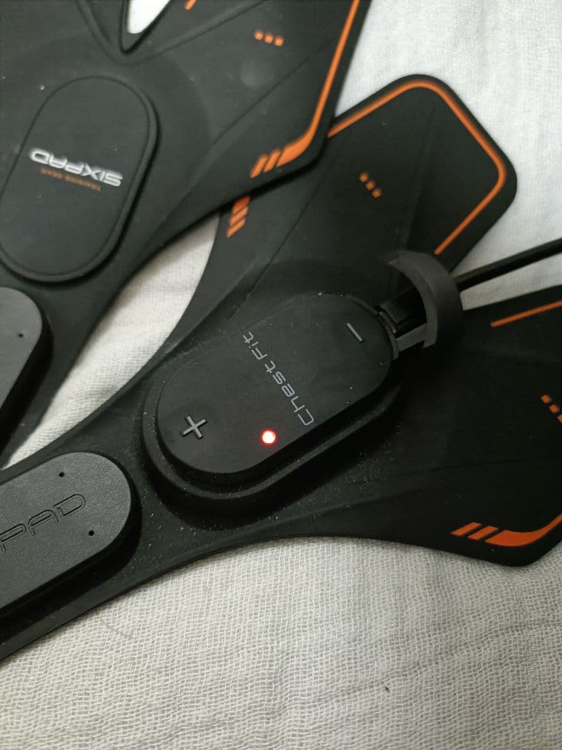 SIXPAD Chest Fit 筋肉トレーニング