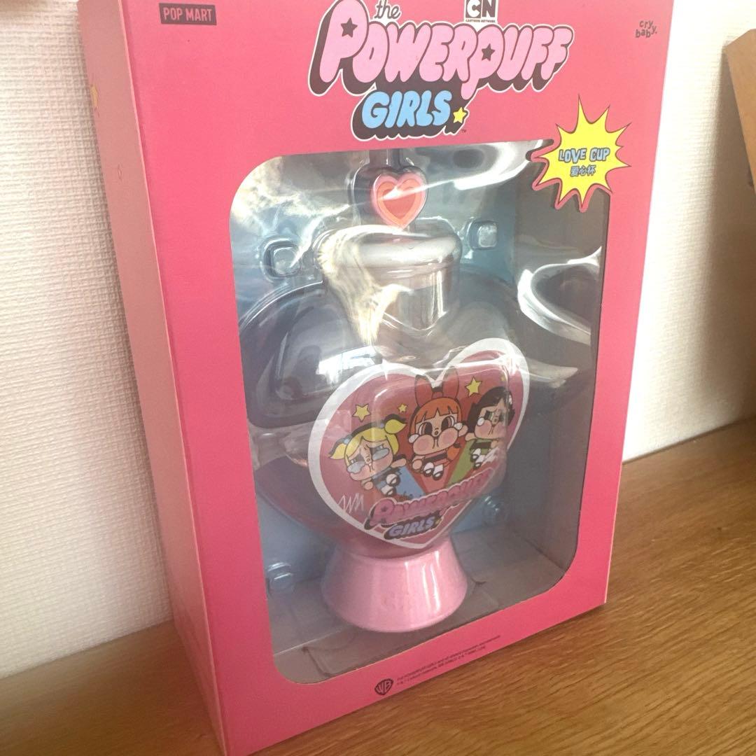 正規品【pop mart】Powerpuff Girls ハート型ボトル水筒