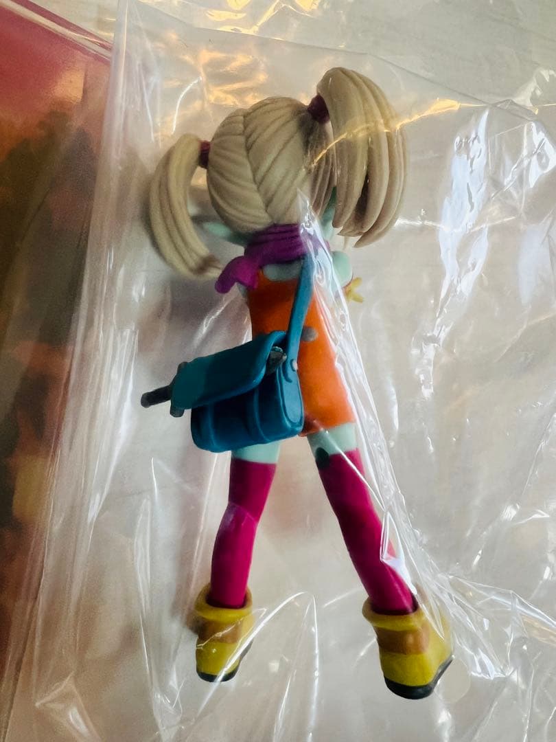 ドラゴンボールフィギュア 一アラレちゃん 30th ➕ パンジ　パネル付き